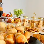 Kariokas Guest house Agueda