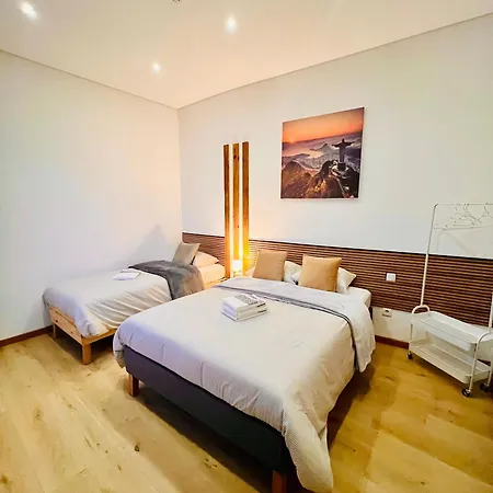 Kariokas بيت ضيافة Águeda